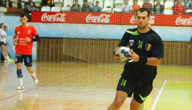 Handbal / Căpitanul HCM Constanța și-a cerut scuze față de arbitrii meciului disputat cu AHC Dunărea Călărași - hcmtoma-1417872445.jpg