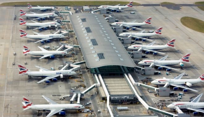 ATACUL DRONELOR, episodul 2, la Londra. Zborurile au fost suspendate o oră pe Heathrow - heathrowairportdrones-1547026801.jpg