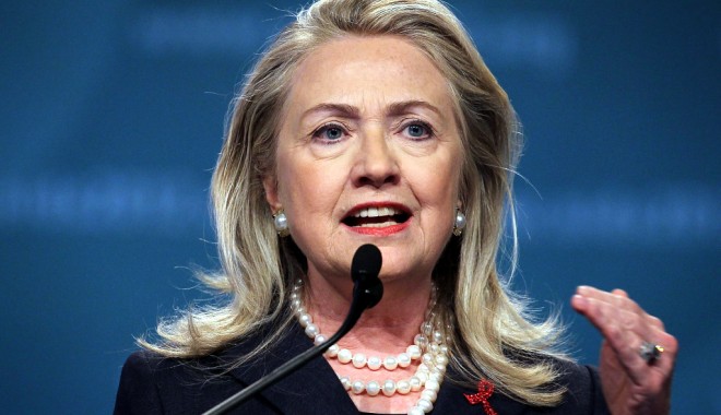 Hillary Clinton are  un cheag de sânge între creier  și cutia craniană - hillaryclinton-1357129450.jpg