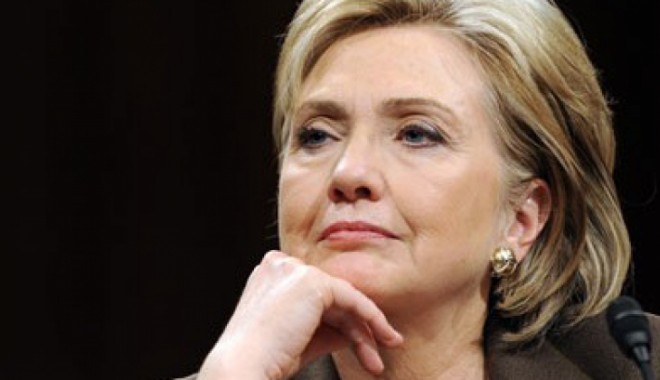 Hillary Clinton a suferit o comoție cerebrală - hillaryclintonpensivetbi400x2388-1355594224.jpg