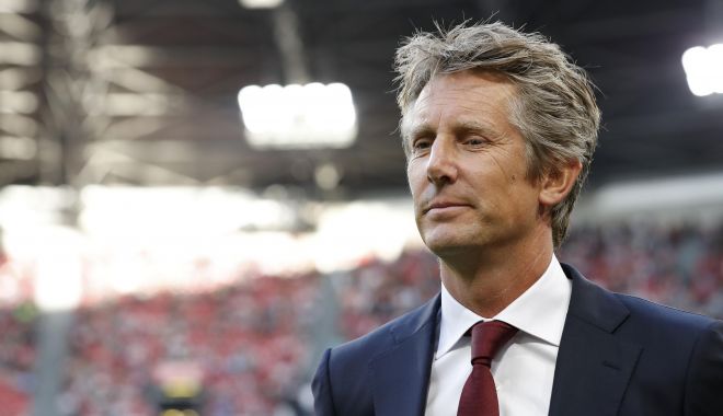 Edwin van der Sar, la terapie intensivă. Legendarul portar olandez a suferit o hemoragie cerebrală