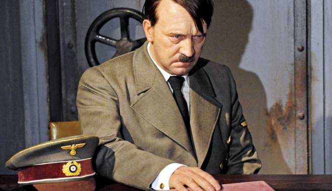 Hitler și-a înscenat sinuciderea? Se cere anchetă! - hitler-1452527036.jpg