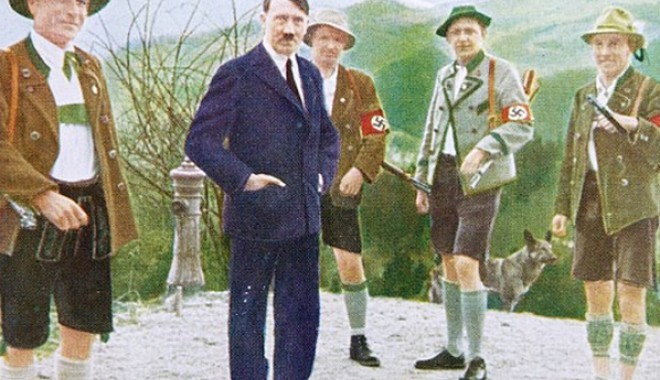 Fotografii color rare cu Adolf Hitler, scoase la licitație/Galerie FOTO - hitlerpozacolor2-1316083337.jpg