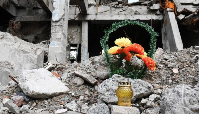 Ziua 108 de război / Zelenski: "Rusia vrea să distrugă fiecare oraş din Donbas" Focar de holeră în Mariupol!