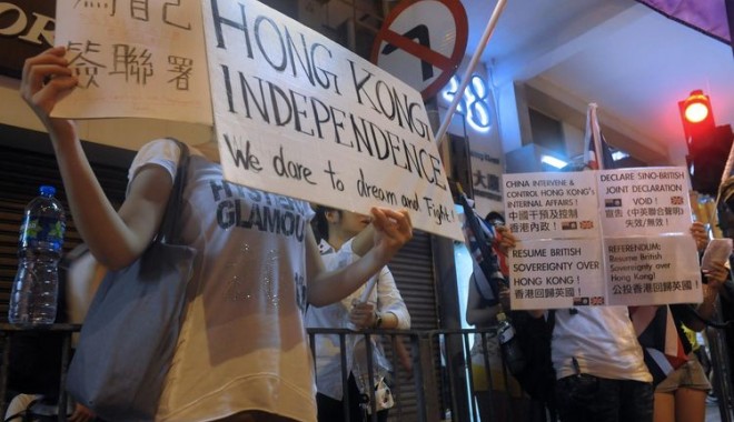 Manifestanții din Hong Kong anunță că se retrag din unele zone - hongkong-1412513842.jpg
