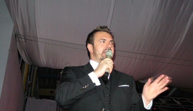 Horia Brenciu și-a botezat fetița - horiabrenciu-1358691957.jpg