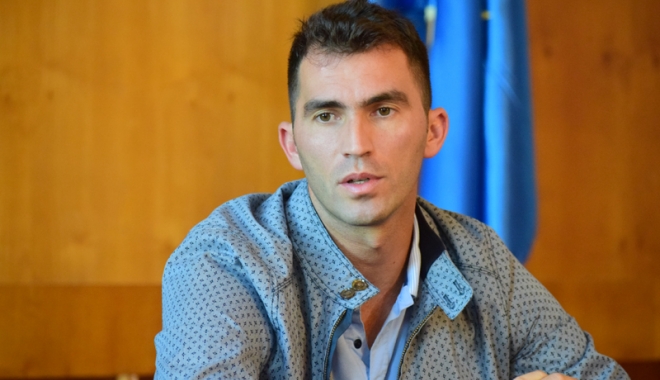 Horia Tecău își lansează cartea la Constanța - horiatecau-1493227157.jpg
