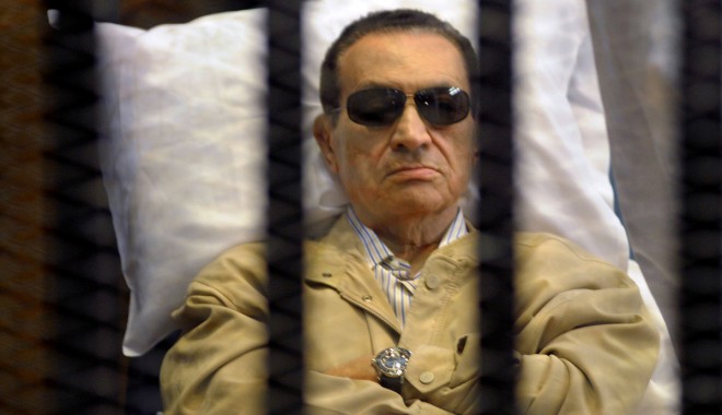 Mubarak  a renunțat  la putere pentru  a evita soarta  lui Ceaușescu - hosnimubarak-1360627008.jpg