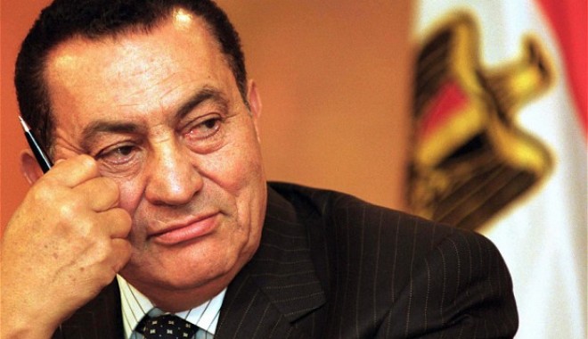 Hosni Mubarak s-a rănit la cap în închisoare - hosnimubarak22253532b-1355699680.jpg