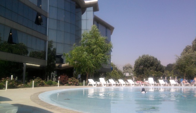 Hotelurile și pensiunile de pe litoral, scoase la vânzare pe bandă rulantă - hoteleforie-1331653860.jpg
