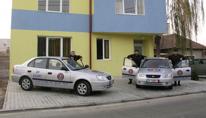 Hoți prinși de agenții Zip Escort în câteva minute de la spargere - hotiprinsizipescort-1403803112.jpg