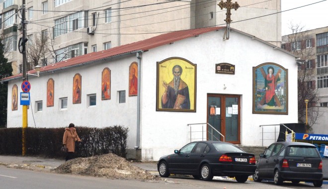 Sfinte moaște aduse la biserica de la Boema - hrambiserica-1328599209.jpg