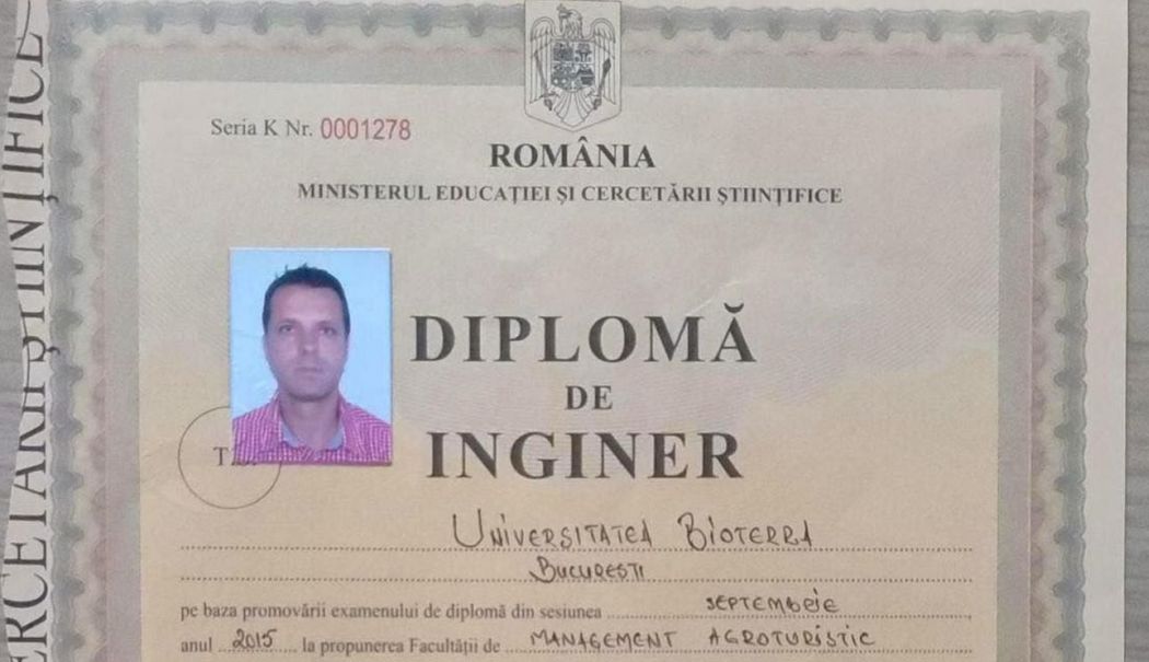 Moşteanu, despre confuzia din CV. 