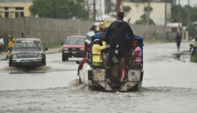 Bilanțul uraganului Matthew: 339 de morți. Vijelia se îndreaptă spre Florida - hurricanematthewhaiti-1475822032.jpg
