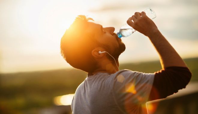 Luna iulie, cea mai călduroasă lună a anului. Ce precizări mai face ANM - hydration-1593971971.jpg