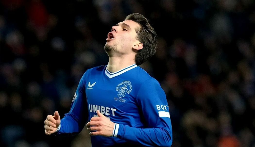 Ianis Hagi, criticat dur de fanii lui Glasgow Rangers după ultimul meci - ianis-criticat-1735302137.jpg