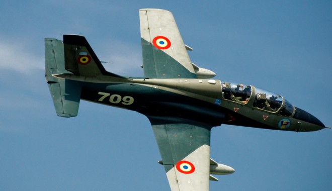 Un avion IAR 99 de la Baza aeriană de la Boboc a aterizat forțat la Buzău - iar99soim-1403261167.jpg