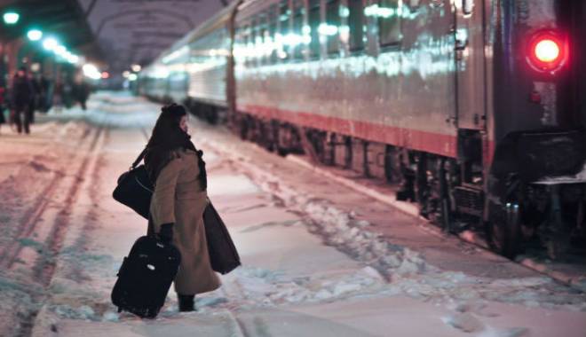 CFR Călători. Trenurile circulă pe toate magistralele feroviare - iarna-1451820599.jpg