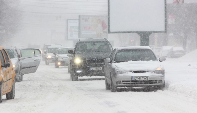 Cum se circulă AZI pe șoselele din județul Constanța - iarnazapadatraficvremerece51-1391337881.jpg