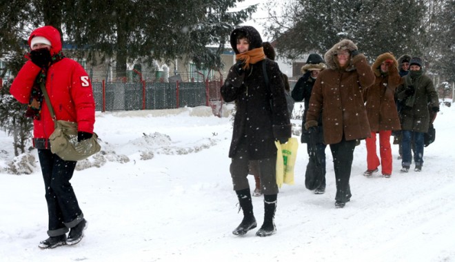Ninsori multe, în următoarele trei luni, la Constanța - iarnazapadaviscoloameniprofesori-1384539620.jpg