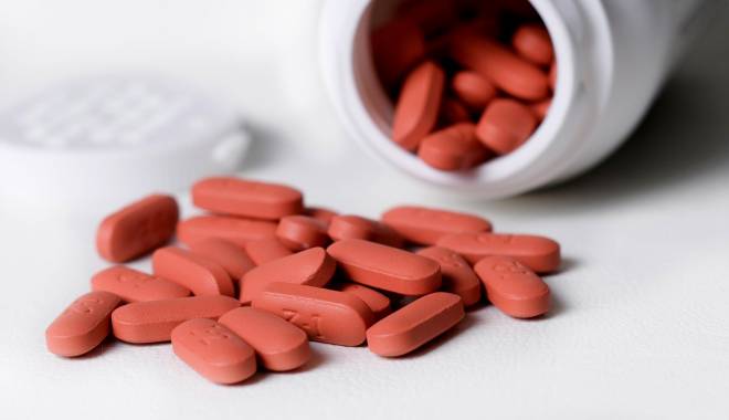 Atenție la Ibuprofen! Crește riscul de accident vascular - ibuprofen-1433337522.jpg