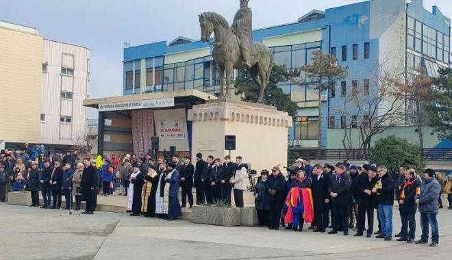 Incident în timpul ceremonialului organizat de Ziua Unirii Principatelor