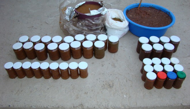 Sute de kilograme de icre, confiscate de Garda de Coastă  | VIDEO - icre1-1332942544.jpg