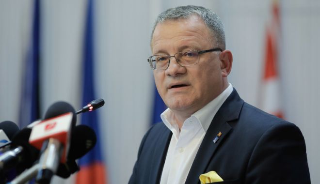 Adrian Oros: Singurele măsuri realiste pe termen lung sunt un sistem de asigurare sustenabil - id141147inquamphotosgeorgecalin-1619776412.jpg
