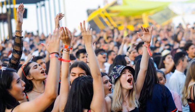 Iei 10 la Bac, intri gratuit la Festivalurile Neversea și Untold 2021 - iei10labacneverseabac-1591800437.jpg