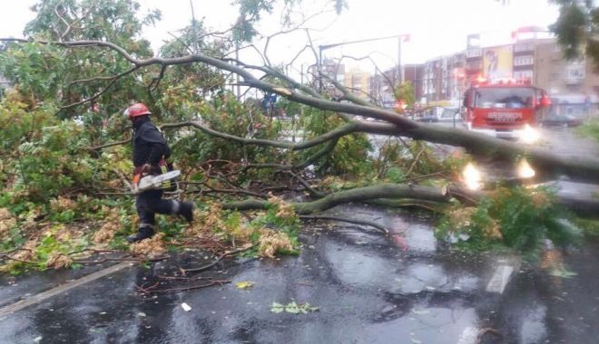 Atenție șoferi! Fenomene meteo periculoase - igsu-1559128964.jpg