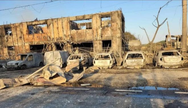 8 case au ars, iar alte 11 au fost afectate după exploziile de la Crevedia. Șeful CJ Dâmbovița anunță ajutoare pentru locuitorii afectați