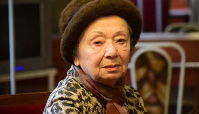 Actorii Ileana Ploscaru și Alexandru Mereuță devin cetățeni de onoare ai județului Constanța - ileanaploscaru51517241942-1522068178.jpg