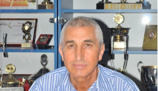 Atletism / Ilie Floroiu sărbătorește, mâine, menținerea recordurilor de 5.000 și 10.000 metri - iliefloroiu31372870350-1374156197.jpg