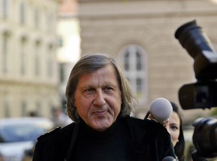 Băut și recalcitrant, Ilie Năstase a rămas fără permisul de conducere - ilienastase-1307693316.jpg