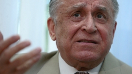 Ion Iliescu, internat la spitalul Elias - iliescu7695470016788800-1326614860.jpg