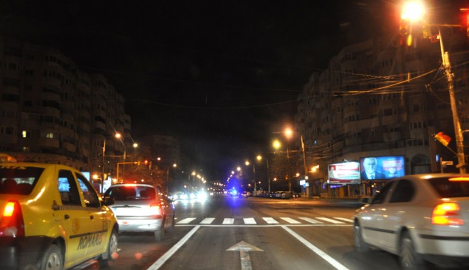Iluminat public, pe bani europeni, în mai multe cartiere din Constanța - iluminatpublicconstanta2-1405865961.jpg