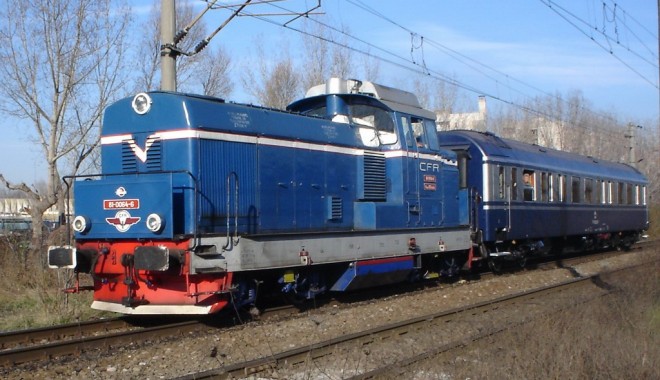 O fată de 13 ani a murit după ce a căzut din tren - image-1350887005.jpg