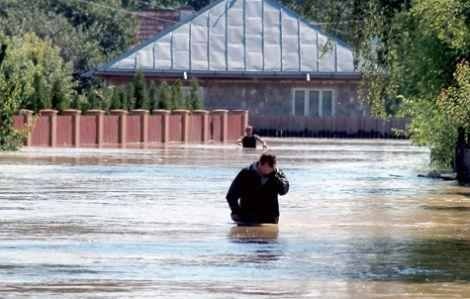 Cod portocaliu de inundații în opt județe din sudul țării - image-1397915910.jpg