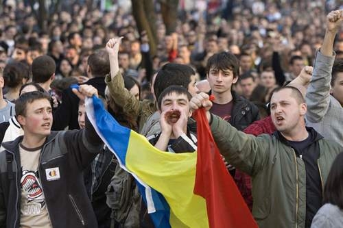Studenții sunt foarte revoltați! Iată de ce - image002-1415014673.jpg