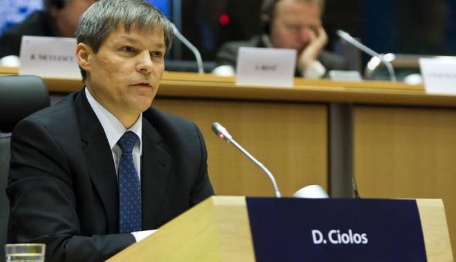 Ce spune Cioloș despre modificarea legii electorale - image20100115681802141dacianciol-1448279180.jpg