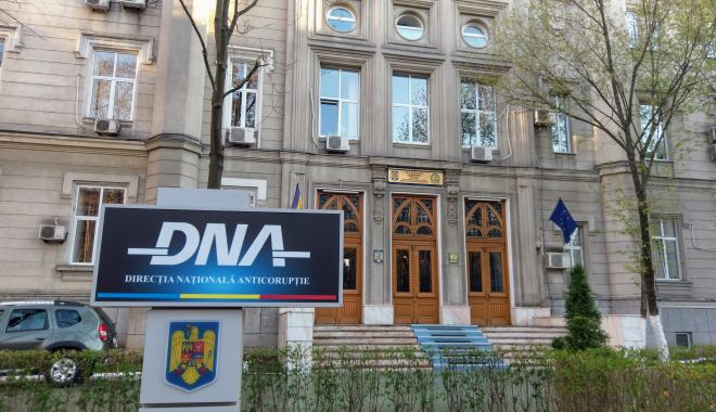 Şef de Consiliu Judeţean, vizat de percheziţii DNA! Suspiciuni de luare de mită - image20170412217113720sediuldna-1706771576.jpg