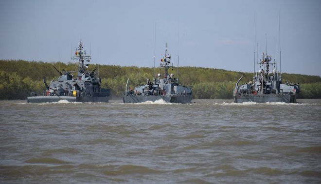 GALERIE FOTO / Exerciții militare pe Dunăre. Navele Flotilei Fluviale au exersat contracararea incursiunilor unor nave fluviale și a forțelor inamice - image20180714225674600navedinflo-1531569785.jpg