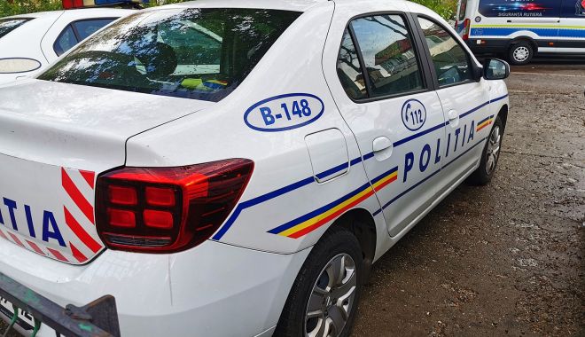 Un șofer și-a vopsit mașina să arate ca una de poliție. Adevărații polițiști l-au sancționat - image20230426262289340masinapoli-1706795440.jpg