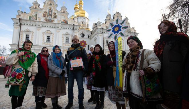 Ucraina își schimbă data la care va sărbători Crăciunul - image20230728264285610colindator-1690629982.jpg