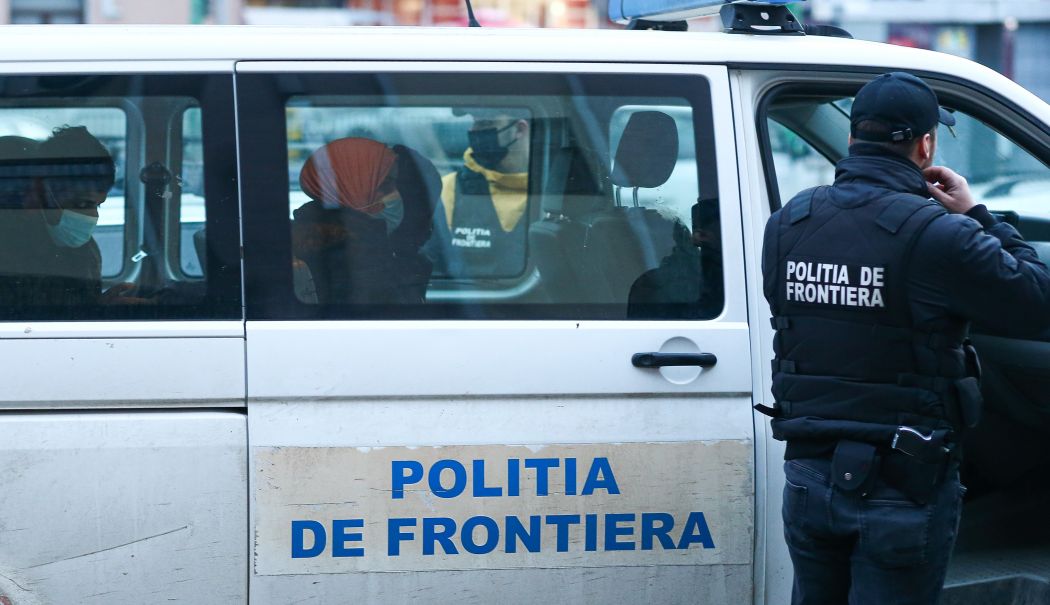 ATAC LA FRONTIERĂ! Doi polițiști au fost înjunghiați, în timp ce încercau să prindă mai mulți migranți - image2023105265841610politistfro-1714548995.jpg