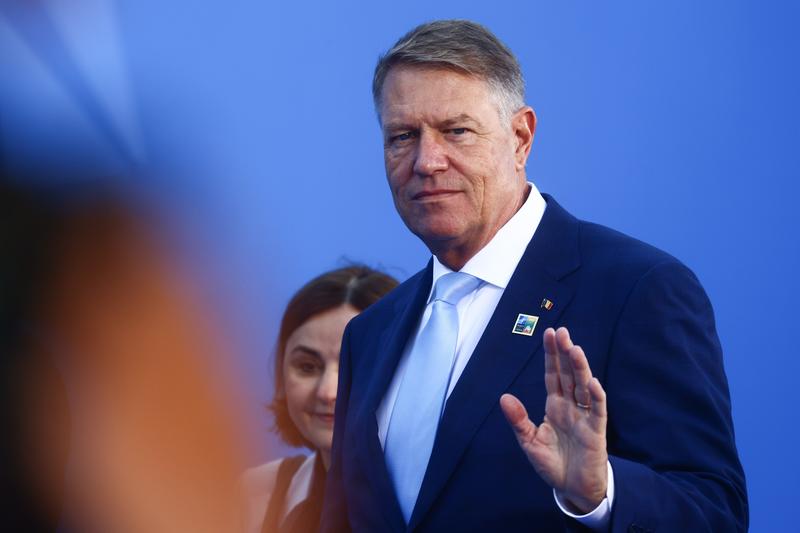 Iohannis: Sărbătoarea Învierii Domnului ne aduce împreună într-o comuniune a iertării şi a renaşterii