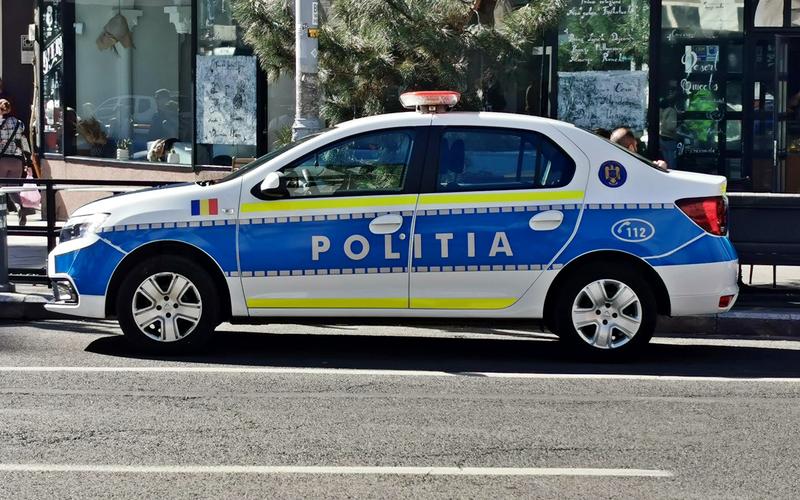 Bărbat prins în flagrant în timp ce ar fi violat un copil - image202403262700613441masinapol-1721477962.jpg