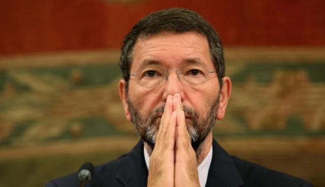 Demisie la nivel înalt! Locuitorii din ROMA AU RĂMAS FĂRĂ PRIMAR - image72643900-1444373846.jpg