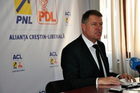 Iohannis acceptă propunerea IPP de a participa la o dezbatere cu Ponta - imageresize-1415297772.jpg