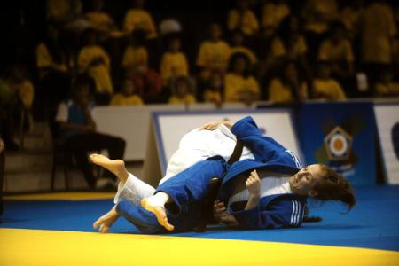 JUDO / AUR PENTRU ROMÂNIA! - imageresize1-1431150565.jpg
